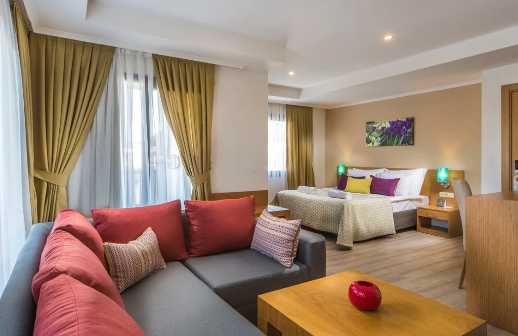 River Resort Hotel