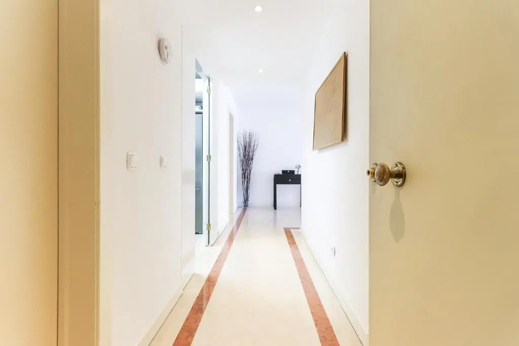 Lisbon Flower 360º - Your Lovely Flat with Pool and Parking