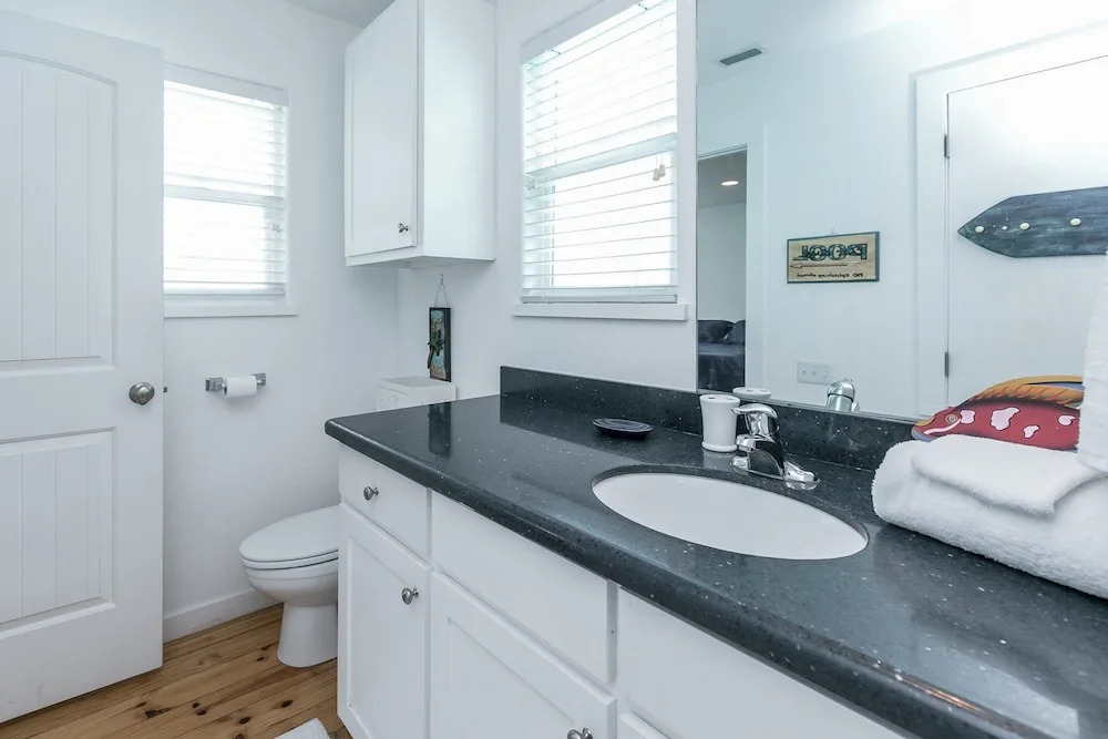 4BR Village Walk House, Pool by RedAwning