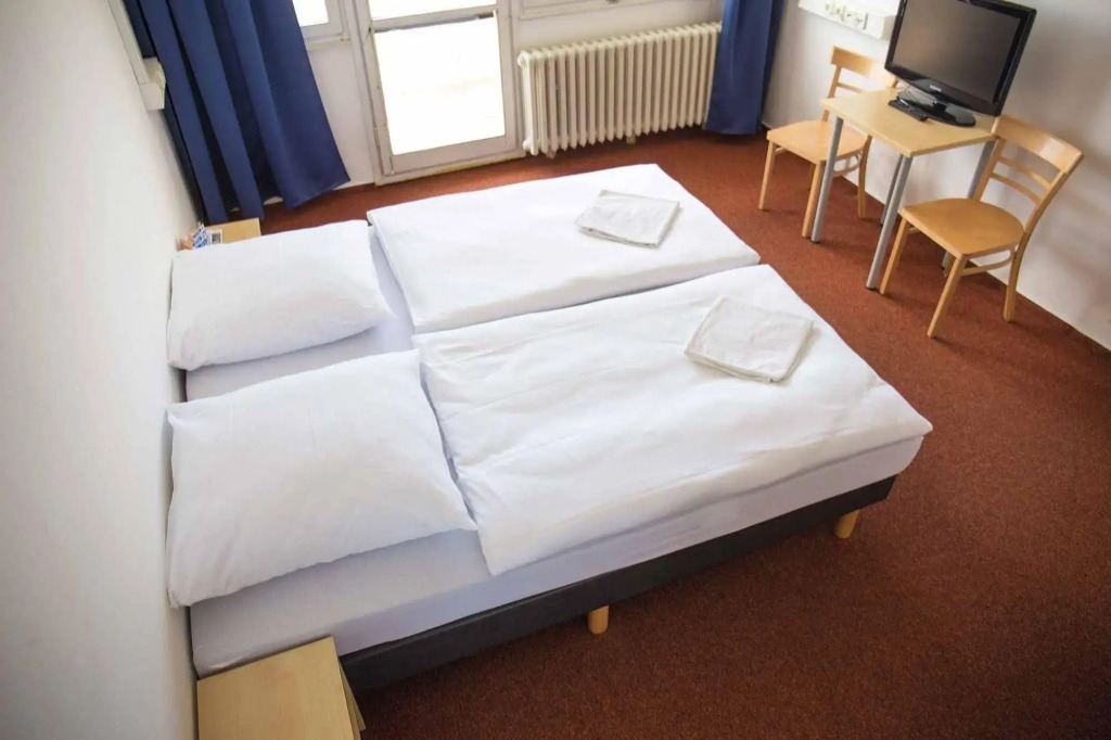 Hotel Fortuna Rhea