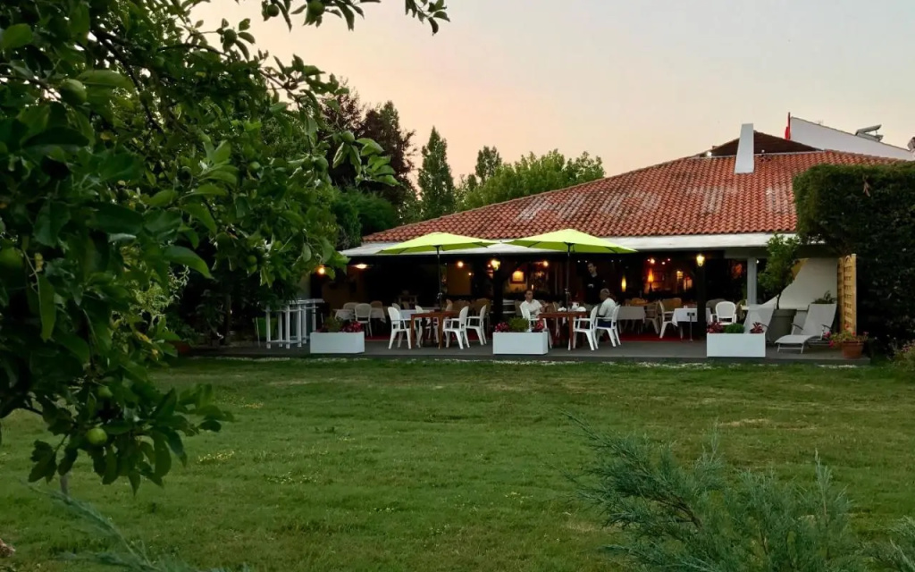 Hôtel-Restaurant La Belle Poule