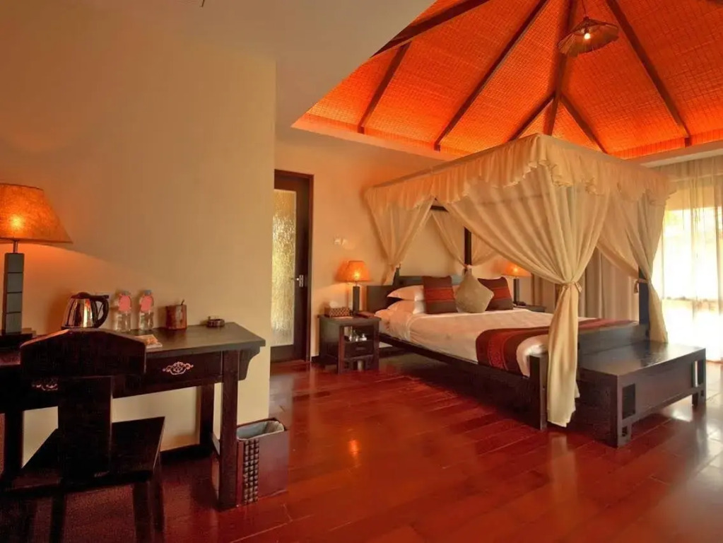 Sanya Yalong Bay Villas & Spa