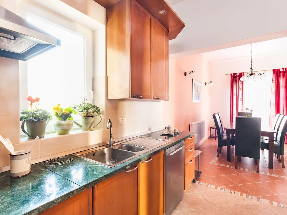 Scenic Holiday Home in Veprinac With Private Swimming Pool