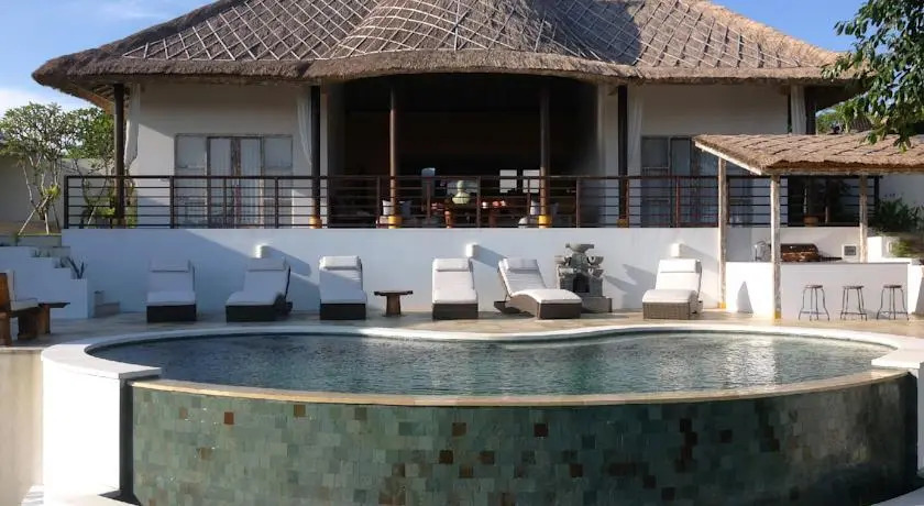Villa Thierry Lou Souleïo