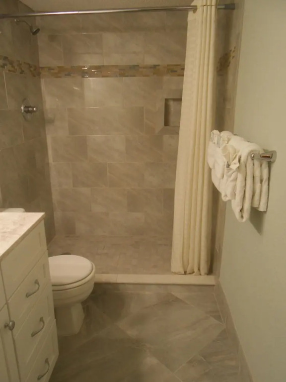 1005 Waters Edge Resort 1 Bedroom Condo