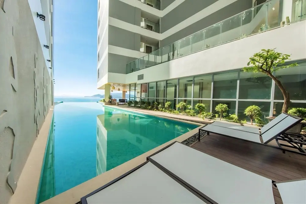 Panorama Beachfront Nha Trang by LYN Condotel