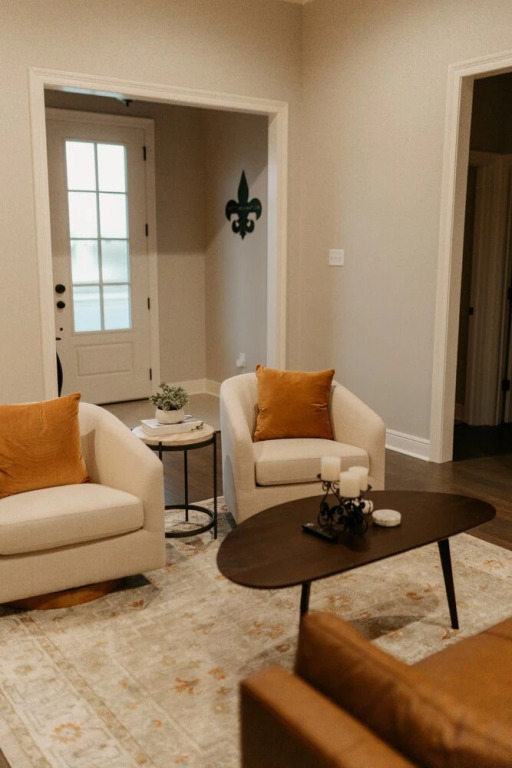 Brand New Contemporary Long Term Stay