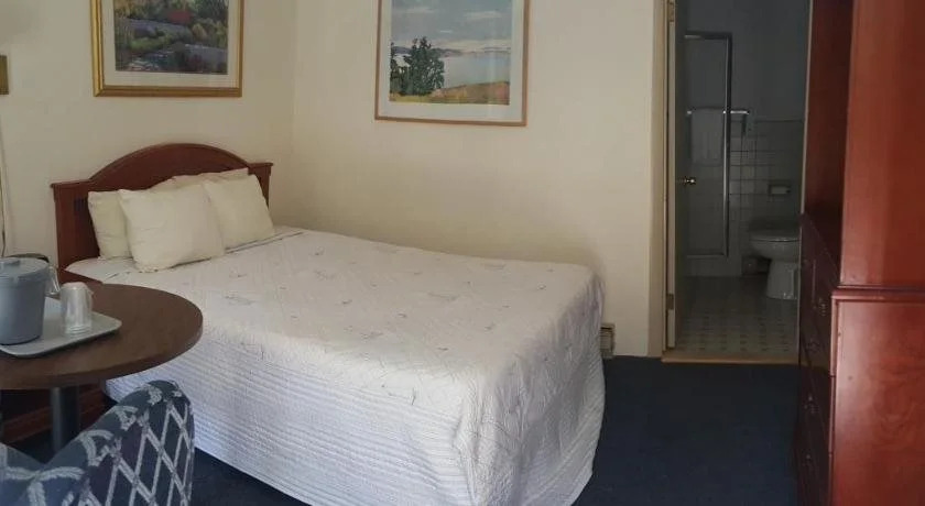 Acadia Ocean View Hotel