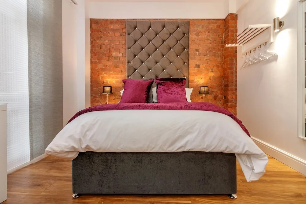 Swan Street Penthouse