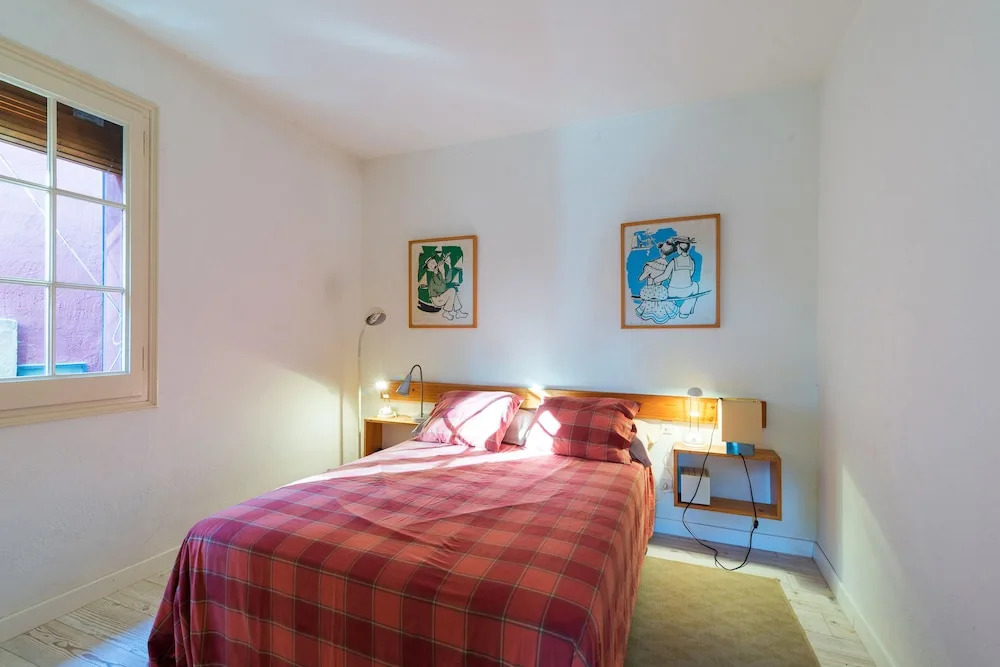 Bohemian villa con piscina privada en Playa Tamariu