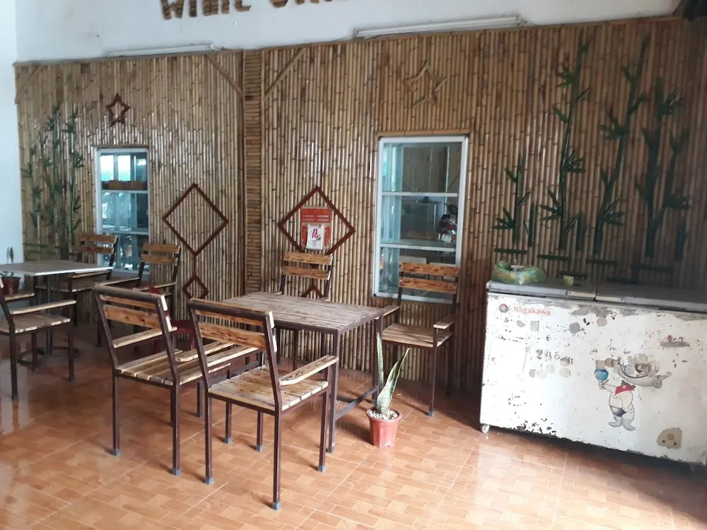 Tamcoc White Swan Hostel