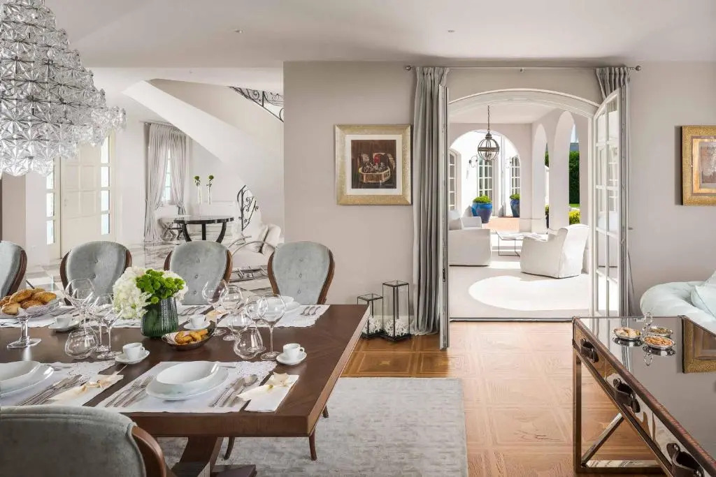Villa Elegance