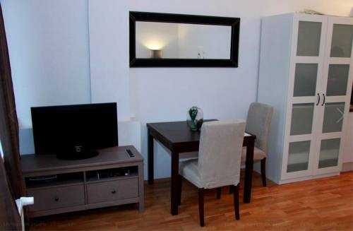 Livingston Apartment Studio