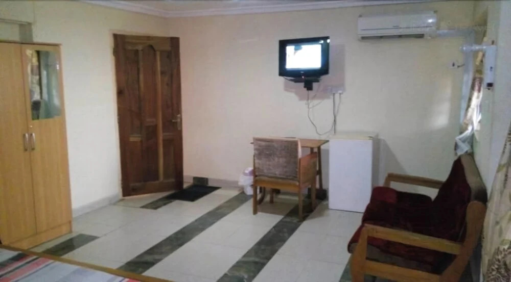 Ashfood Court Hotel
