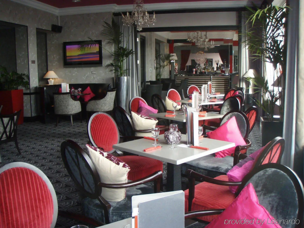 Cumberland Hotel