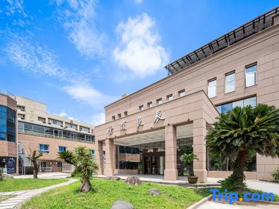 Yunding Liangchen Jinyuan Hotel