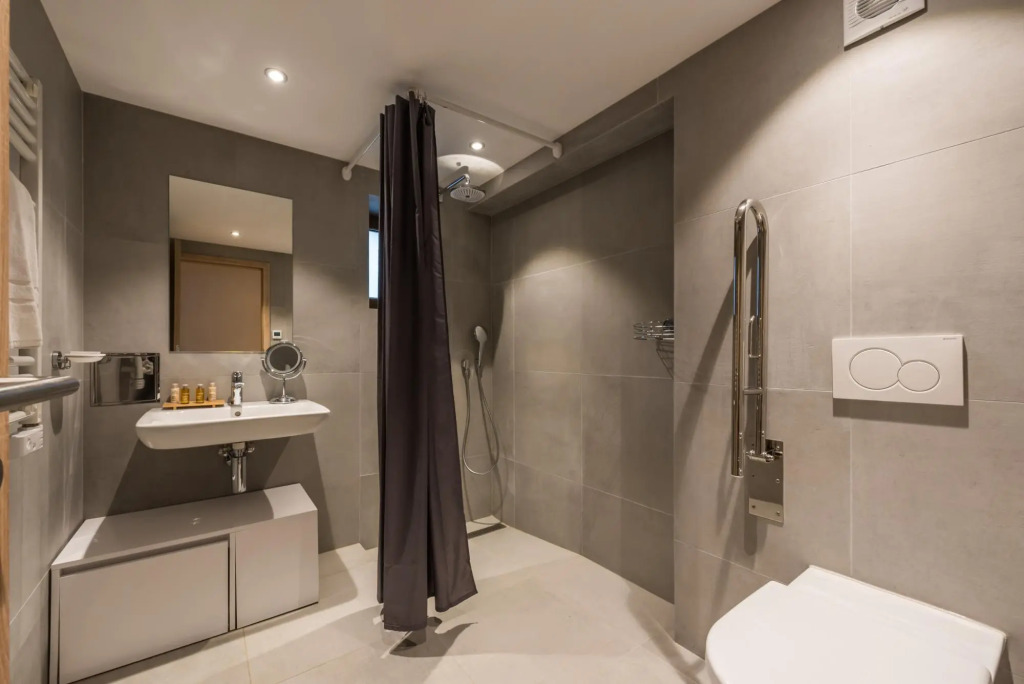 IPE - Modern apartment with spa and fitness room
