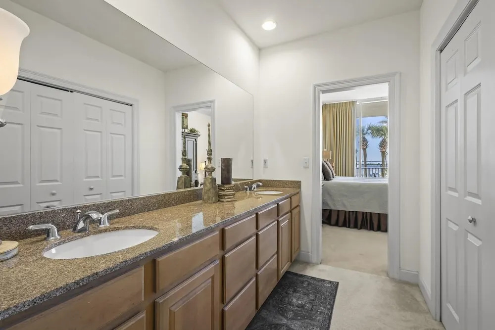 The Moorings 103 3 Bedroom Condo by RedAwning
