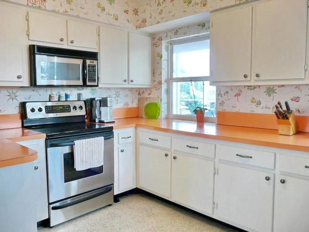 849 Buttonwood Court