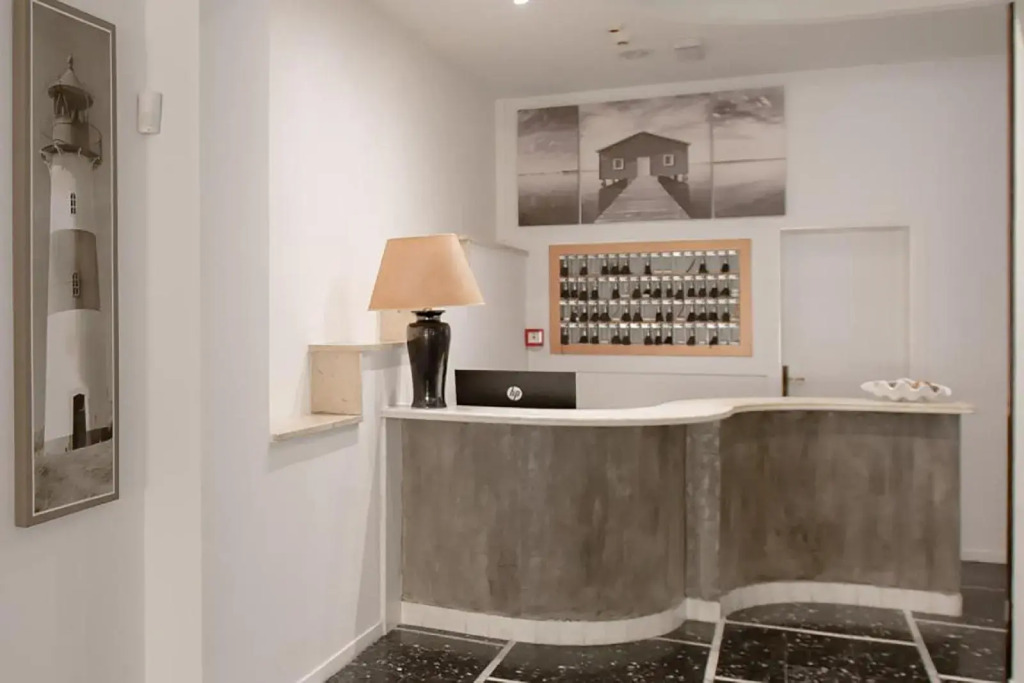 c-hotels International