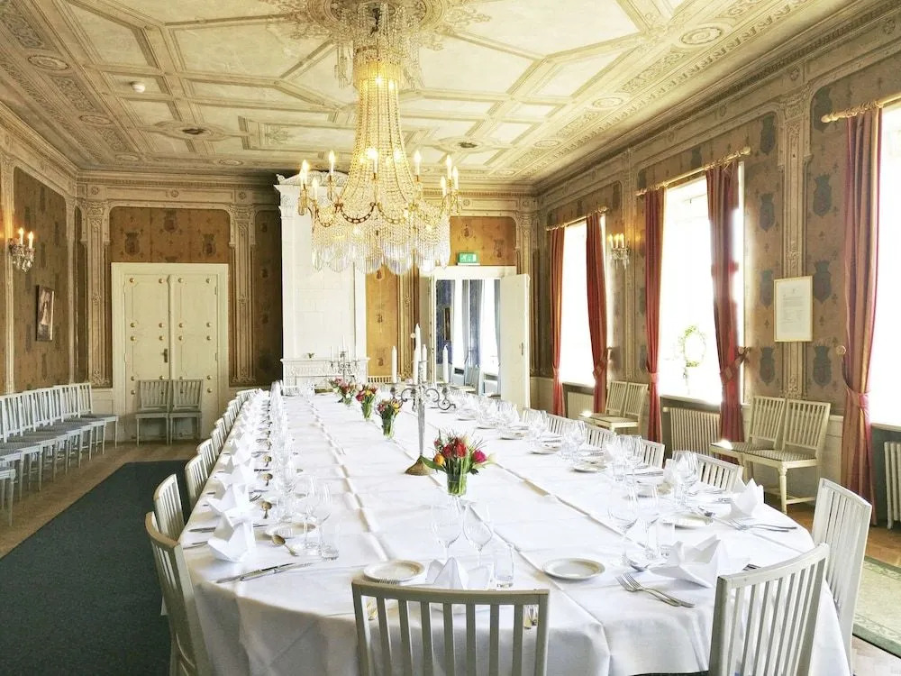 Bäckaskog Slott