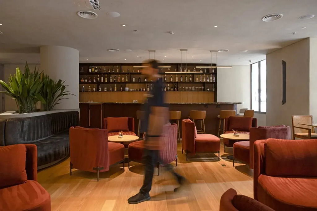 QOYA Hotel Curitiba, Curio Collection by Hilton