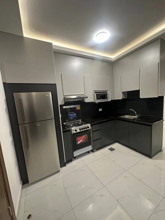 JRE Cozy Home Near All Services 19