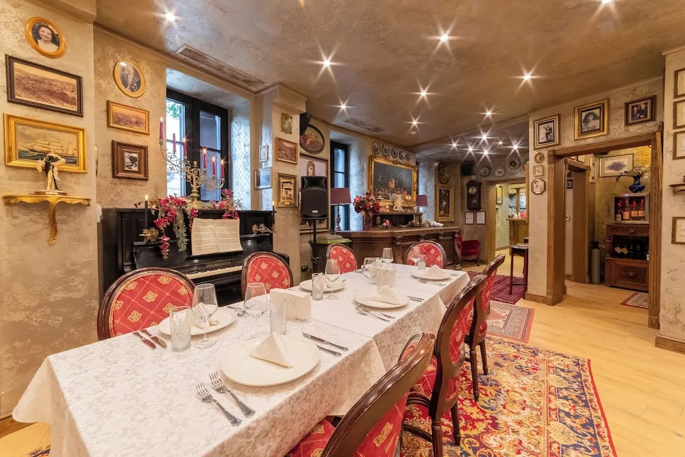 Bey House Royal Hotel