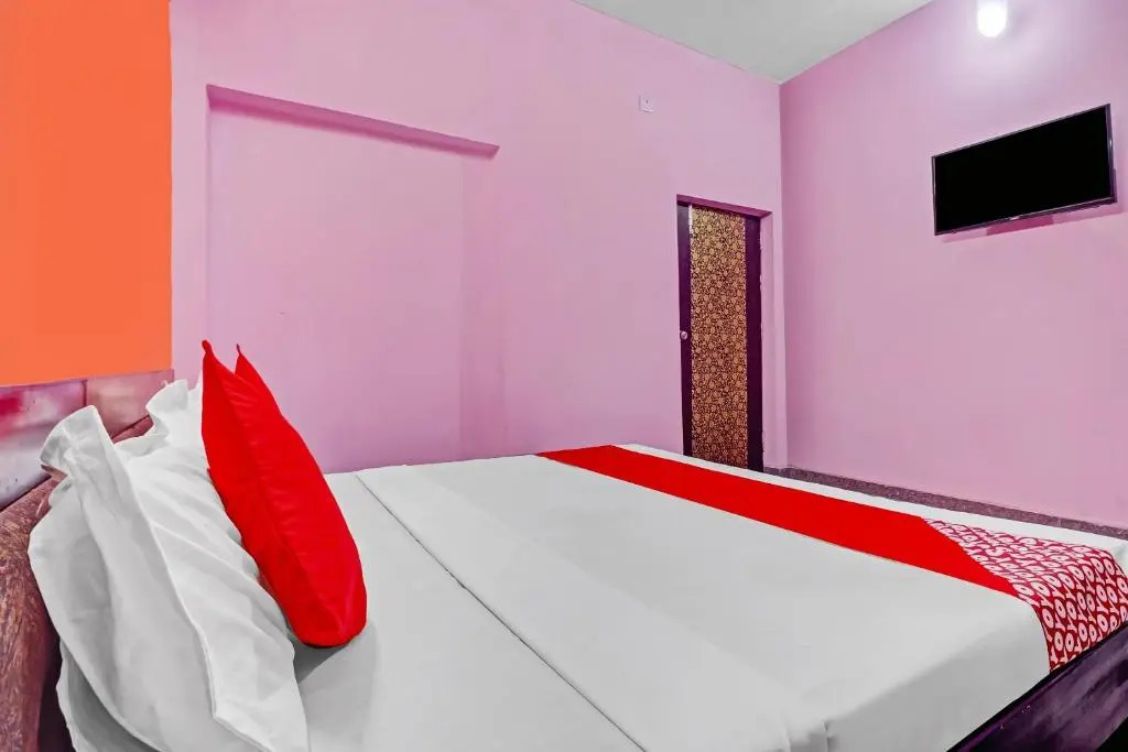 OYO Flagship 83438 Hotel Dream Empire