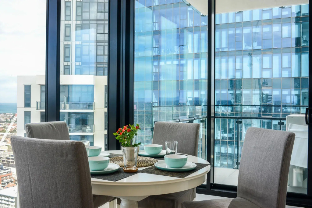 UrbanMinder @ Platinum