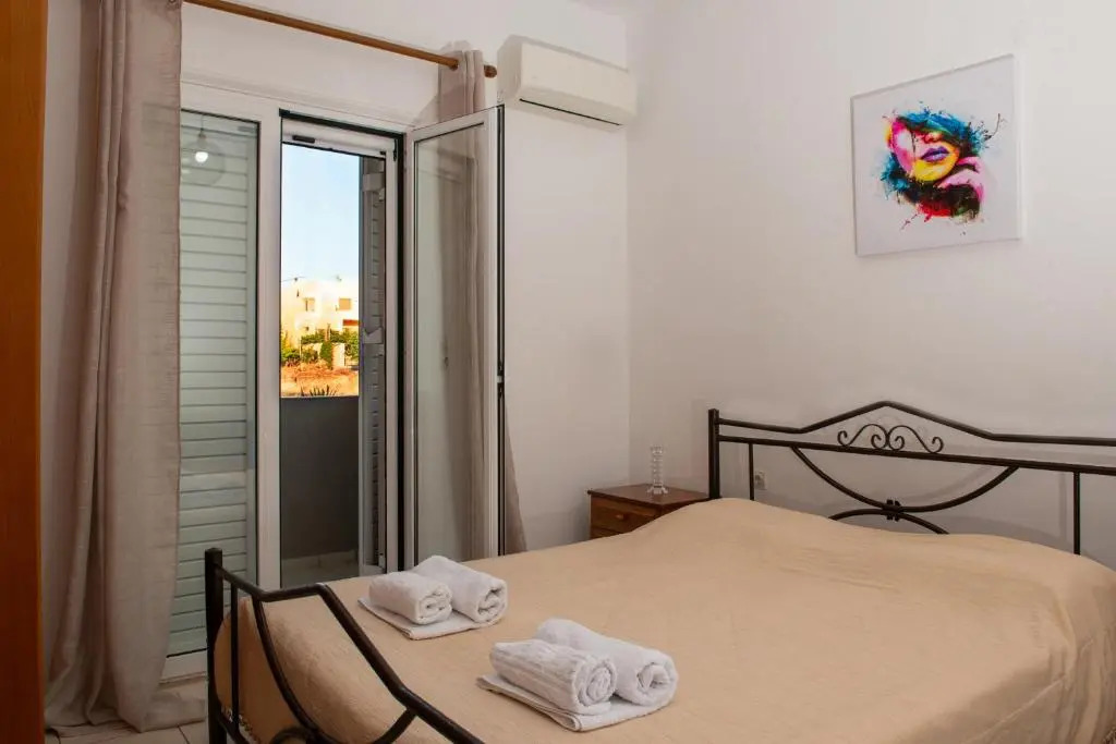 Zenia House