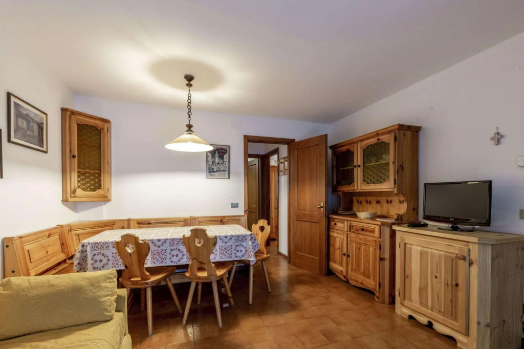 Giusti - Three rooms apartment. (022036-AT-060078)-384 GIUSTI