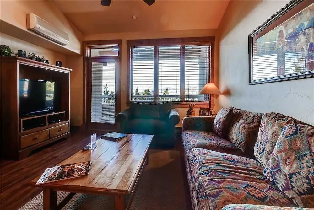 2305 Timberline Lodge, Trappeur's Crossing Apartment 2