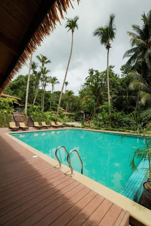 Lihim Resorts