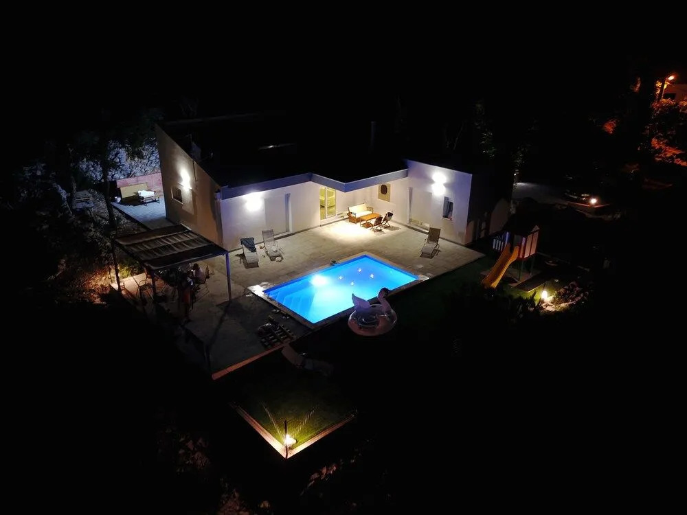 Holiday House Lovric