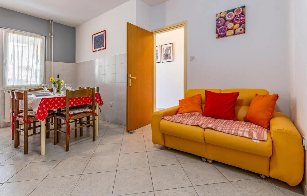 Stunning Apartment in Rovinj With 3 Bedrooms and Wifi