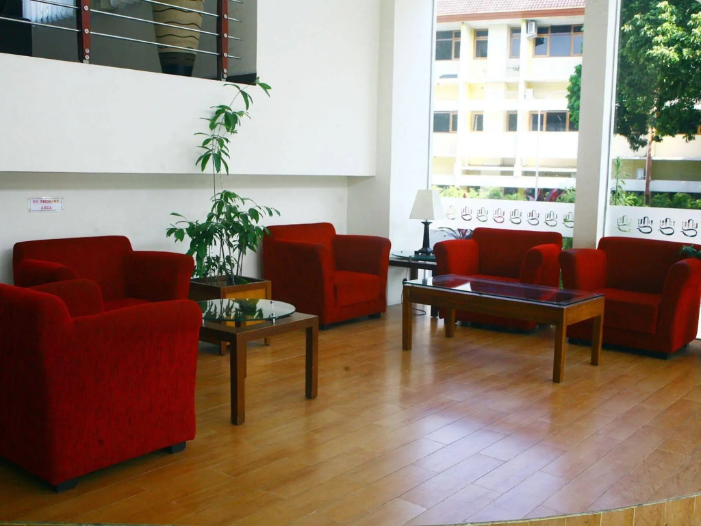 NIDA Rooms Colombo Komplek Karang Marang
