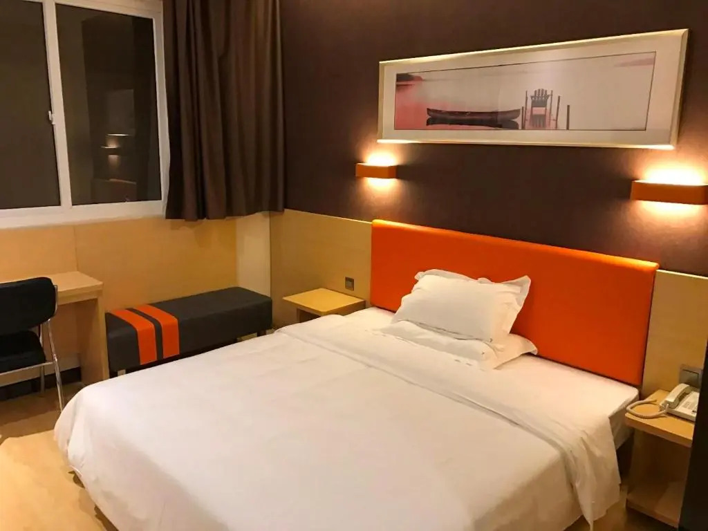 7Days Premium Yantai Penglai New Bus Station Branch