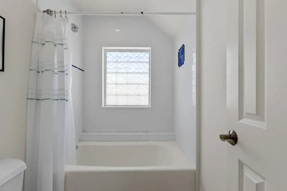 Shearwater 4 Bedroom Home by RedAwning