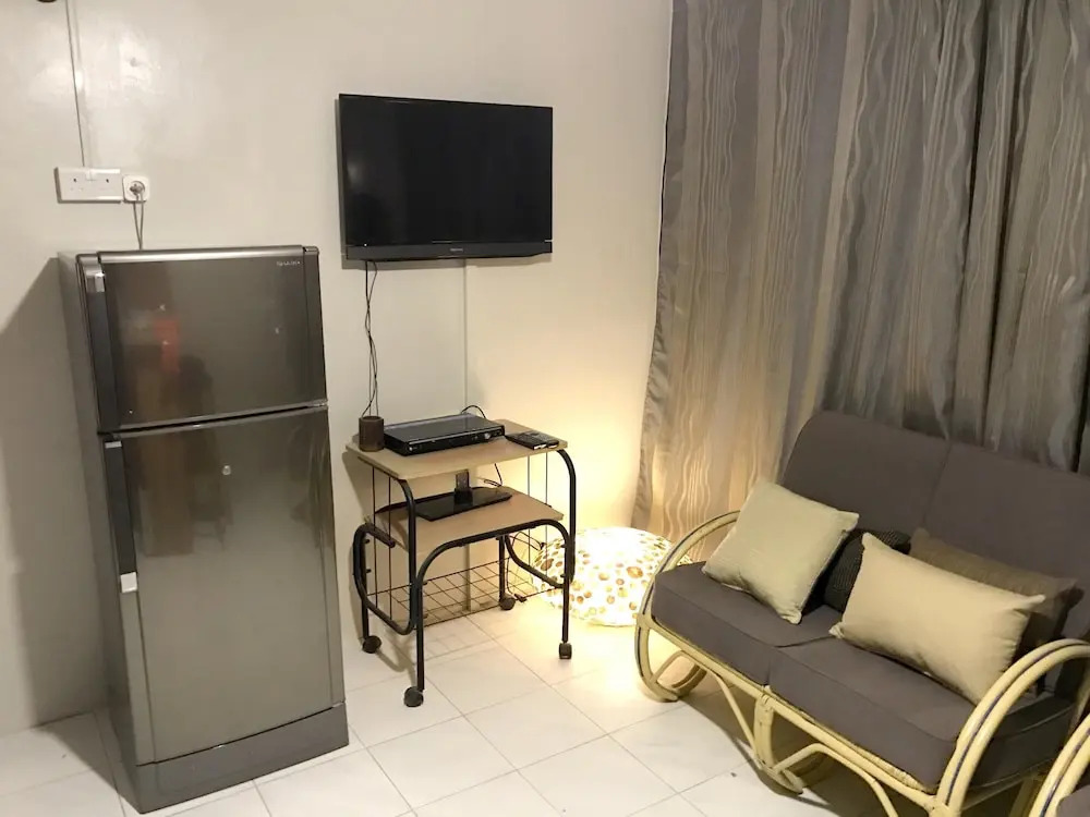 Studio in Grand Baie, With Pool Access, Furnished Terrace and Wifi - 1