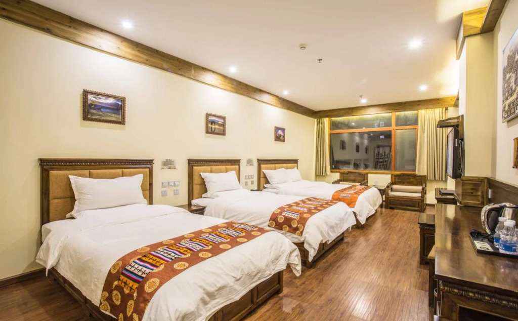 Tibet Shellong Manor Hotel