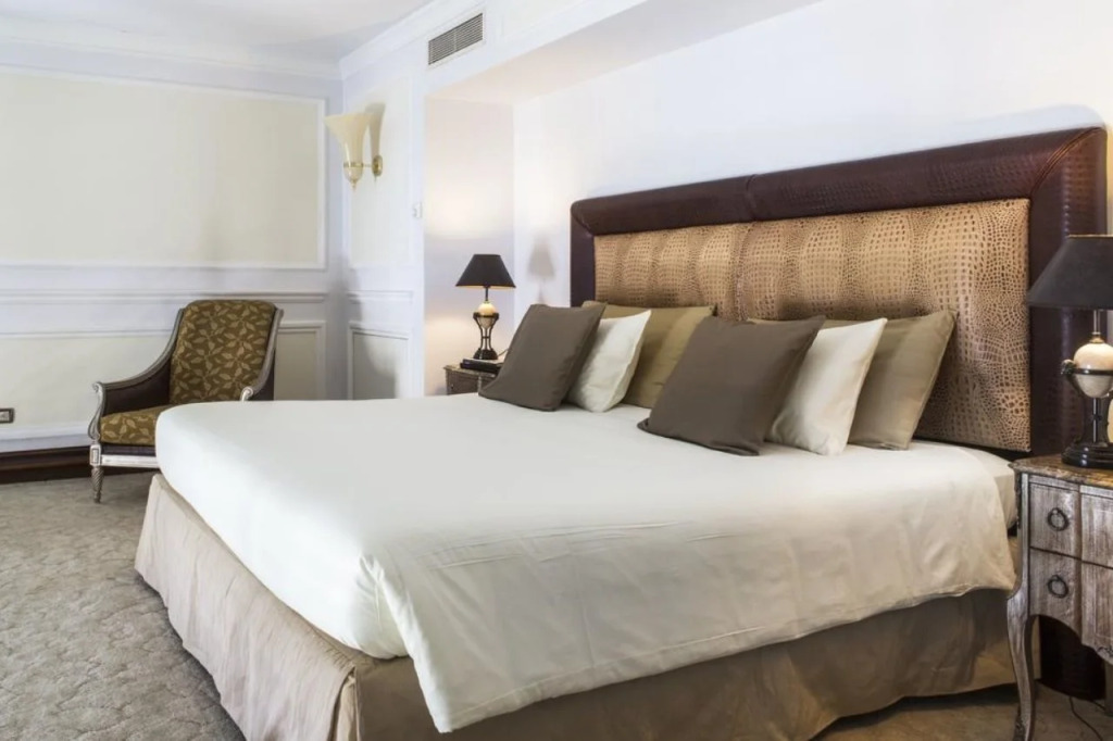 Anantara Palazzo Naiadi Rome Hotel - A Leading Hotel of the World