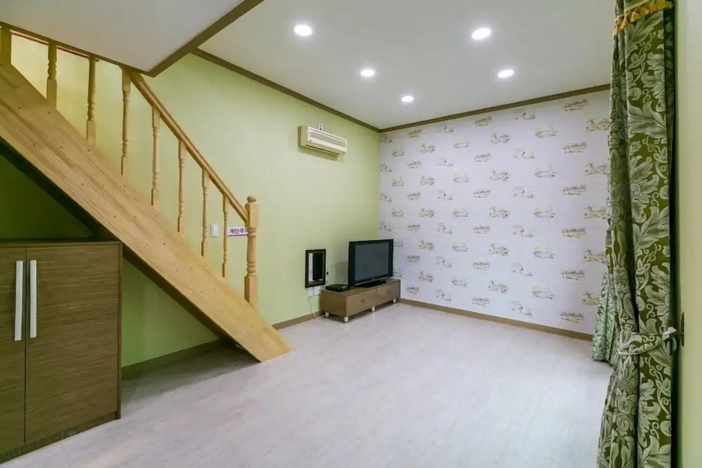 Sambatgol Pension
