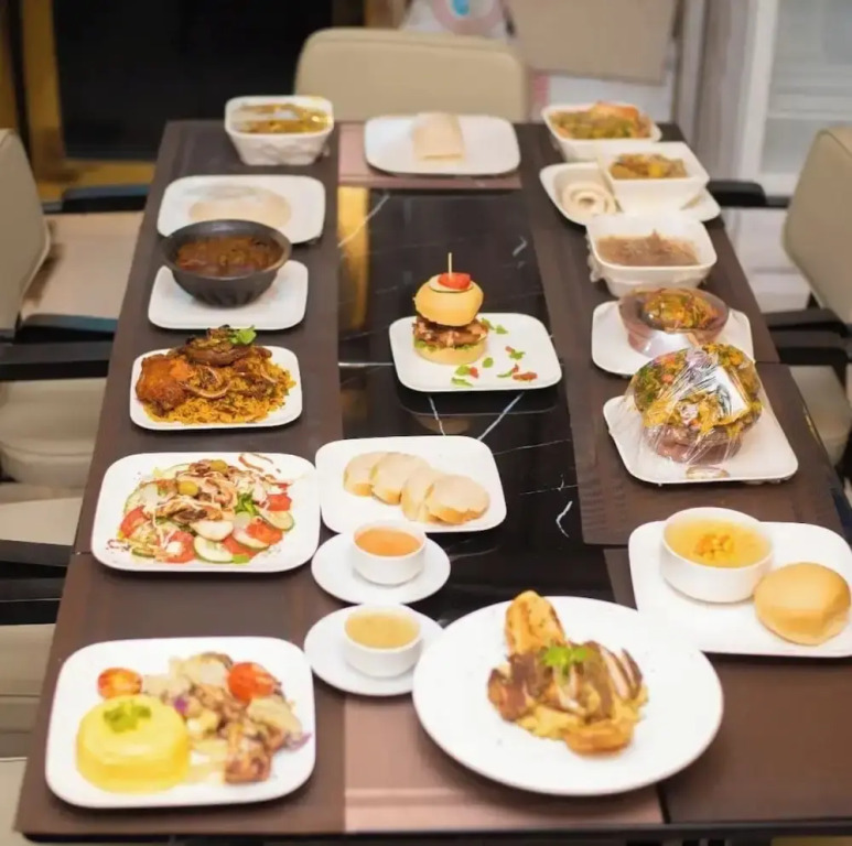 Fullbliss Hotel and suites