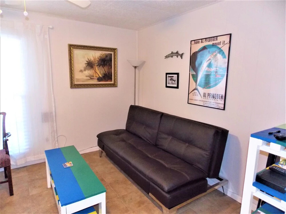 The Cocoanuts 1 Bedroom Condo
