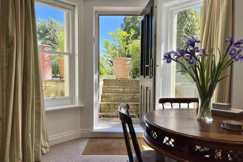 Spacious apartment close to the beach - Lavender Apartment