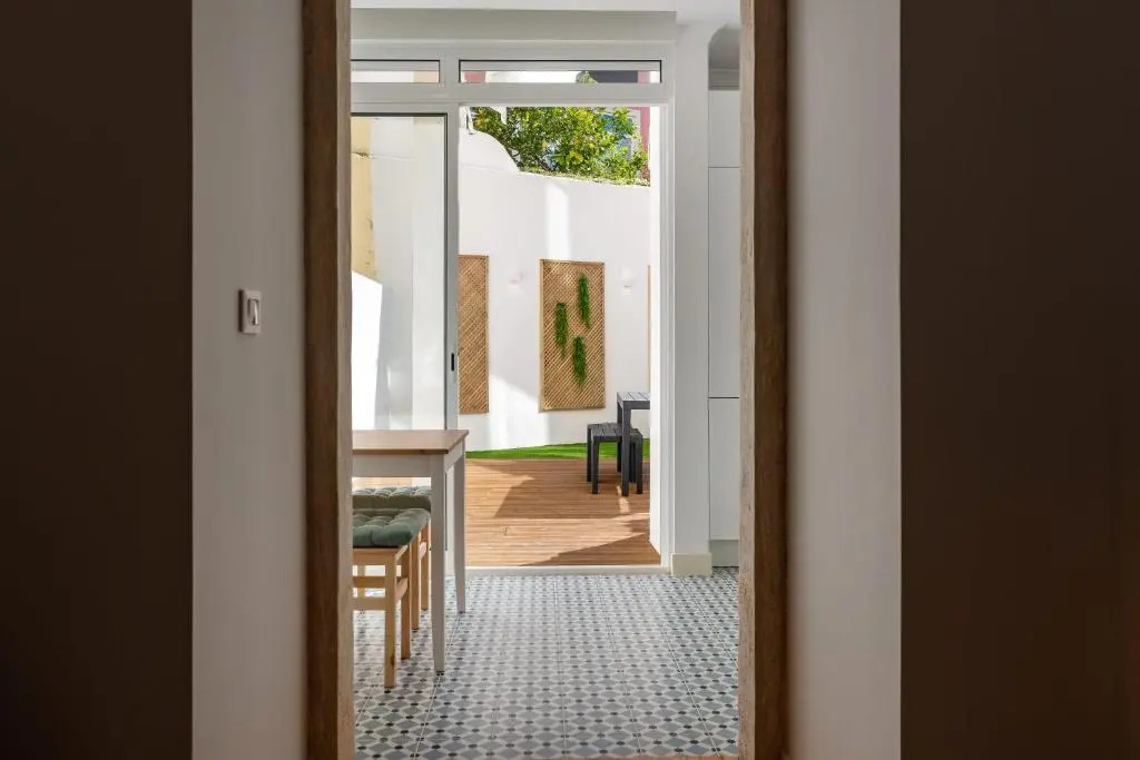 1bd Industrial-Styled Home in Lisbon by GuestReady