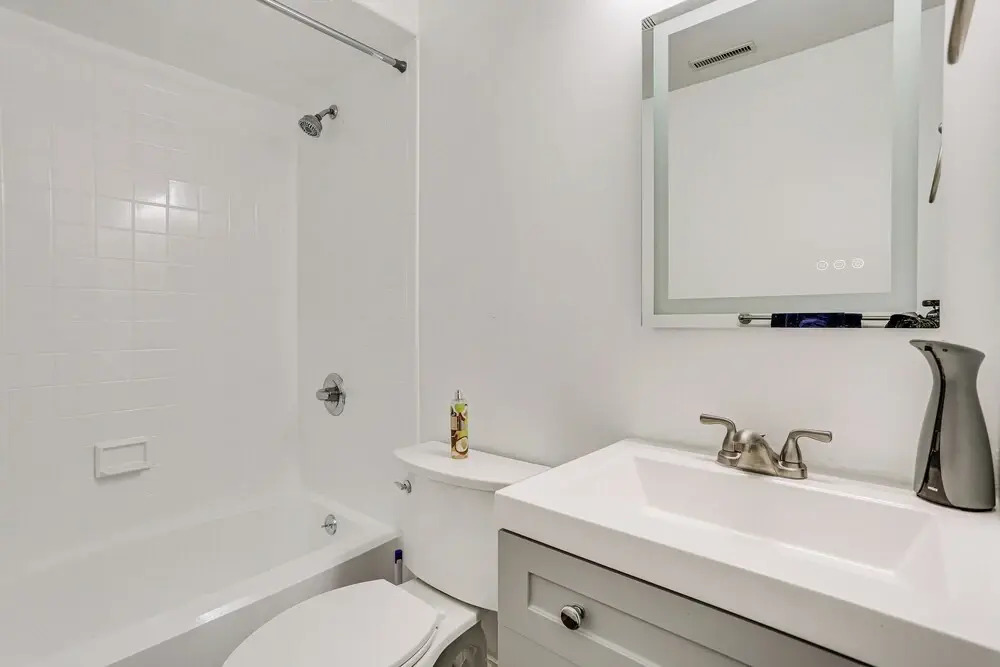 Vernon Township Condo w/ Balcony Near Ski Lifts!
