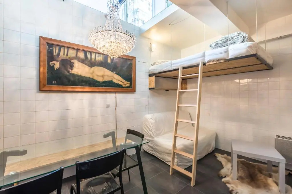 Original, cosy 25m² near CANAL ST-MARTIN