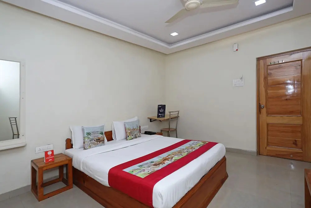 OYO 10609 Hotel Jodhpur Royals